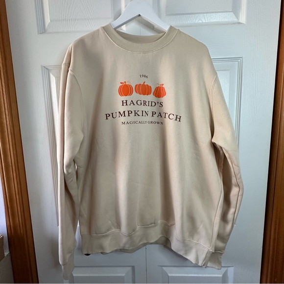 Hagrid’s Pumpkin Patch Crew Sweatshirt - Picture 1 of 3